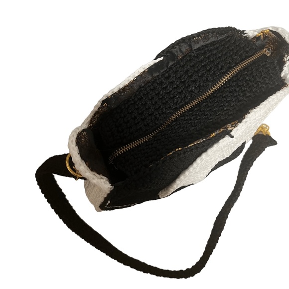 African Handmade Crochet Sling Purse Yin Yang - Picture 5 of 6